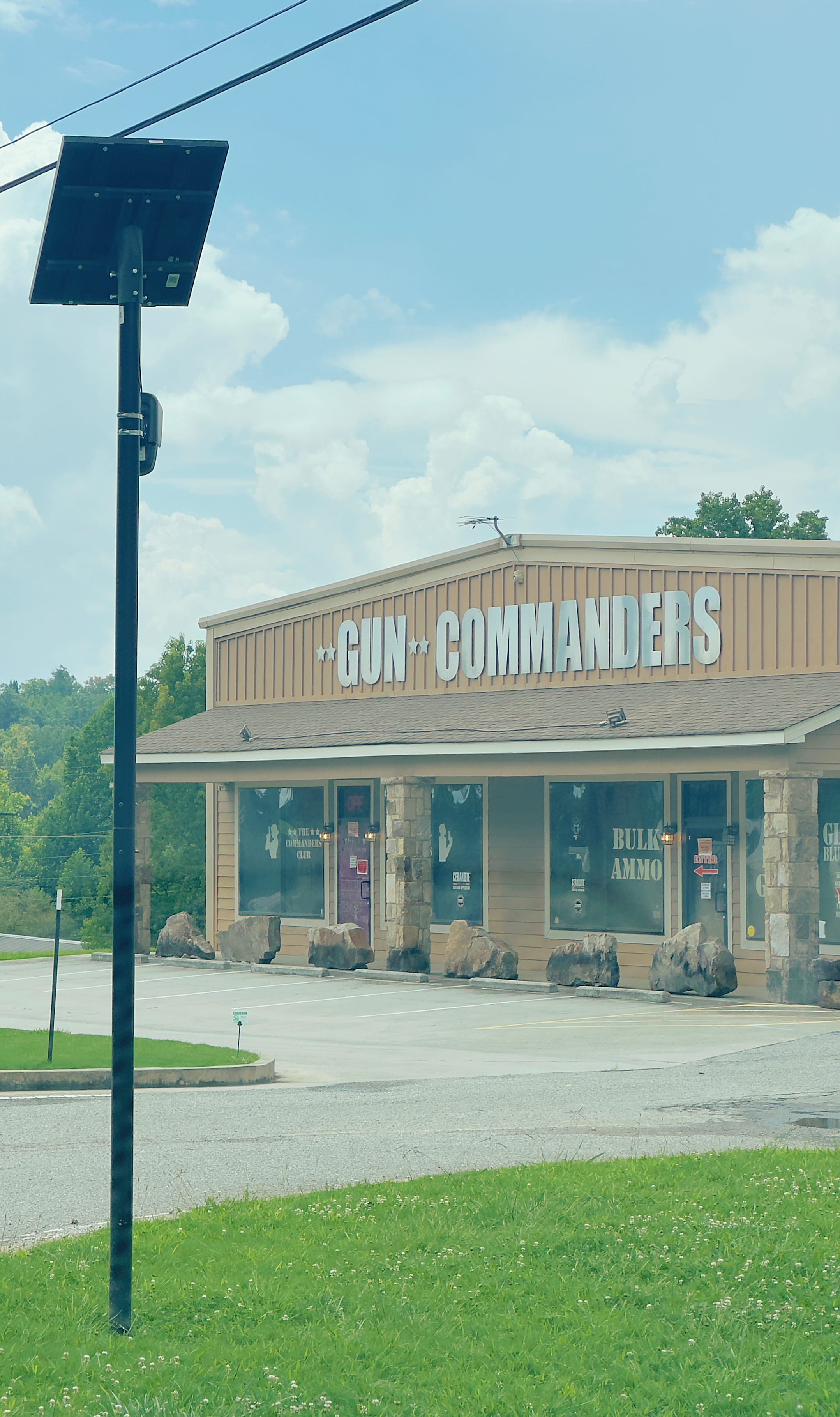 Gun Commanders Has Some Splainin To Do... Gun Commanders Has Some Splainin To Do.